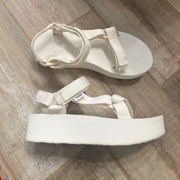 Teva Womens Flatform Universal Platform Sandals White Strappy US 8 Emo Y2K - Picture 5 of 9